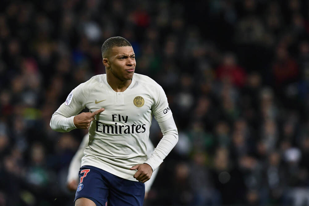 梅西的MVP获奖感言：开心！感谢队友！金靴也要跟队友分享！